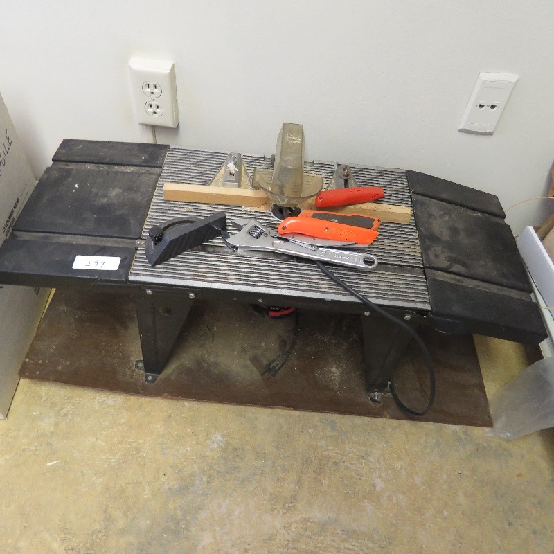 lot 297 image: Router Table with Router