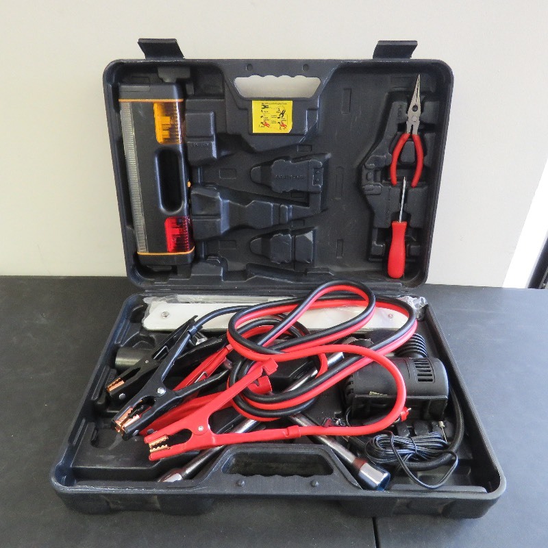 lot 306 image: Auto Emergency Tool set