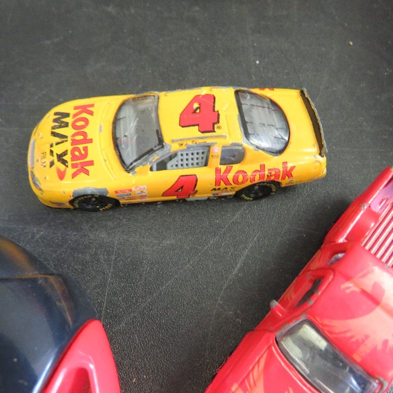 lot 311 image: Toy lot