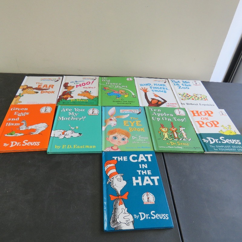 lot 316 image: Dr. Seuss books