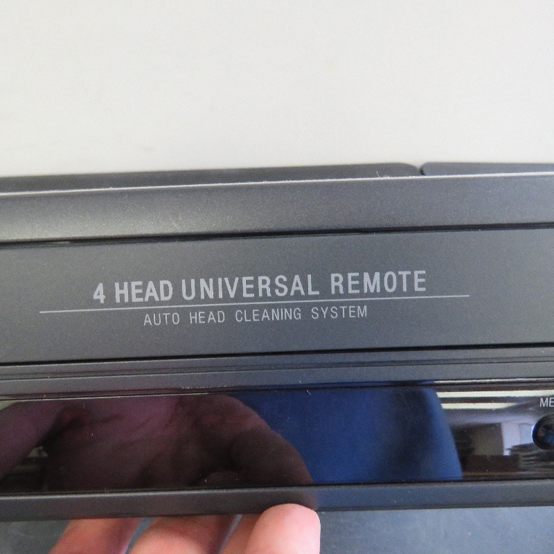 lot 327 image: Admiral VCR player