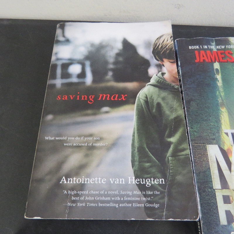 lot 328 image: Book lot