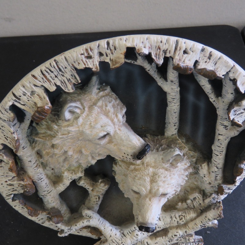 lot 341 image: Wolf Collector Plate