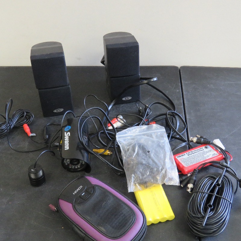 lot 343 image: Electronics lot