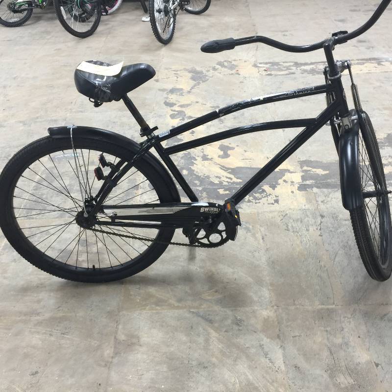 lot 77 image: Schwinn Mens Swindler Cruiser Bicycle 18 Medium Black
