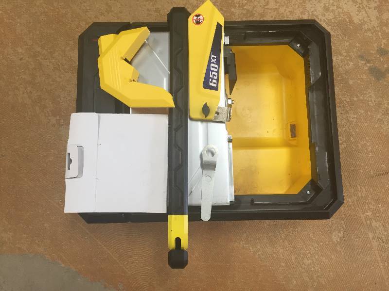 lot 5 image: QEP 34 HP Wet Tile Saw with 7 in. Diamond Blade used working conditions