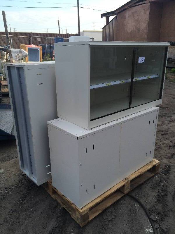 Lot of retail cases
