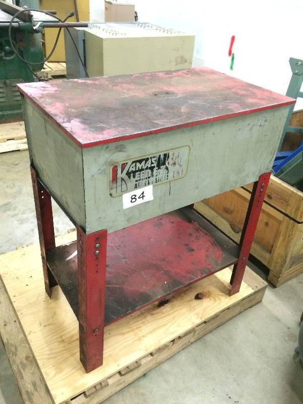 Parts cleaner
