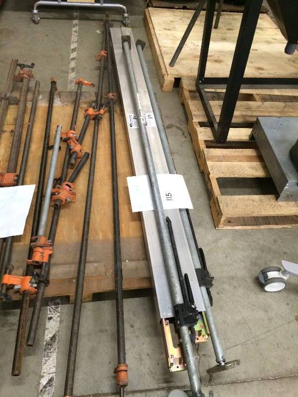 Lot of load bars