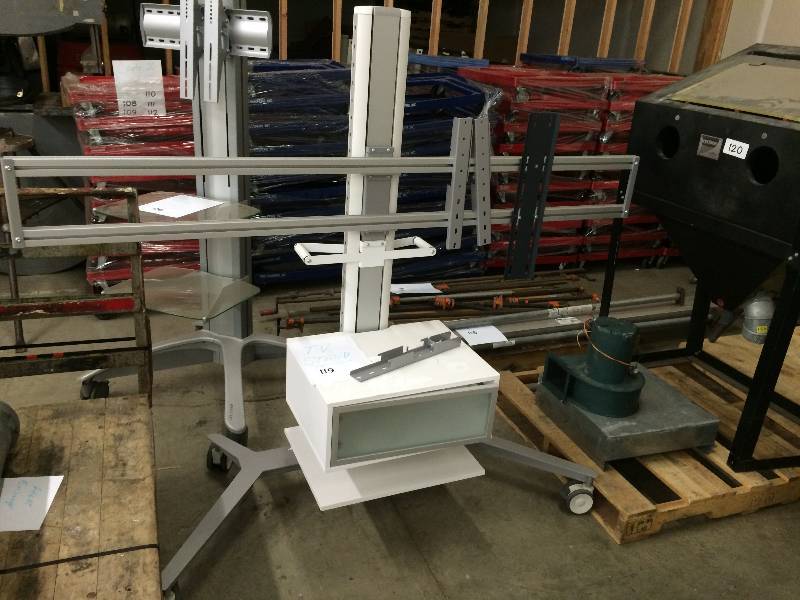 flat screen TV stand