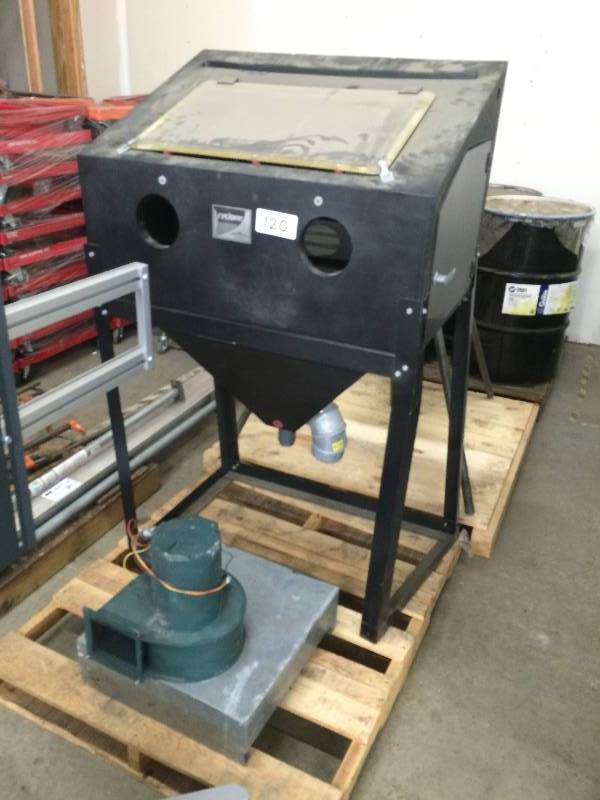 Blast cabinet