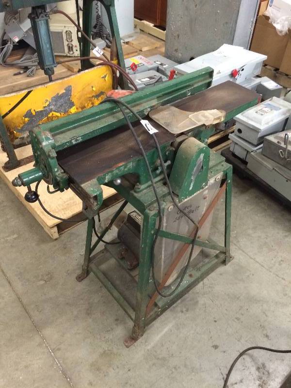 Wood jointer