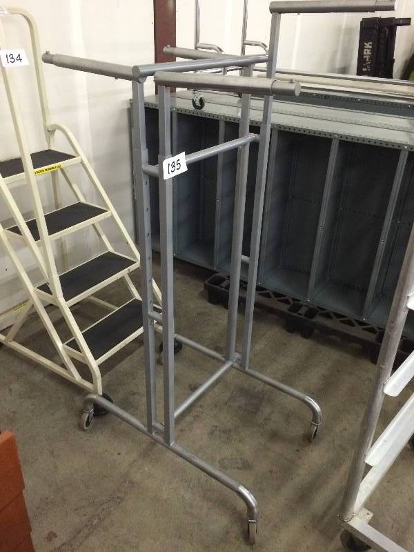 Clothes rack