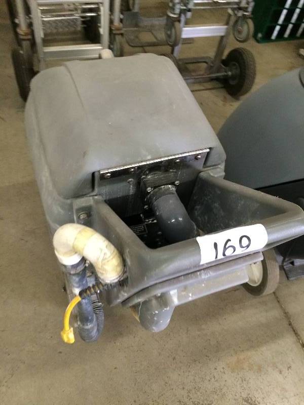 Floor cleaner