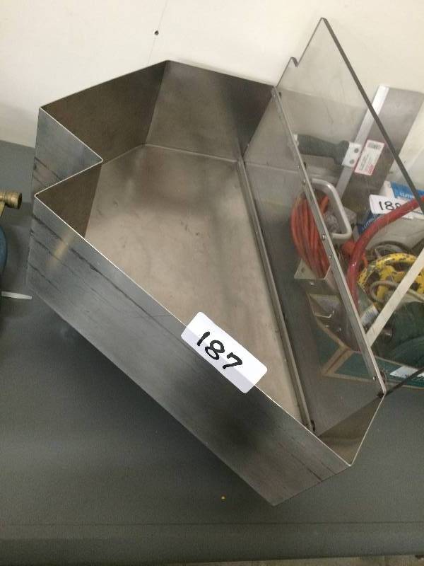 Metal hopper