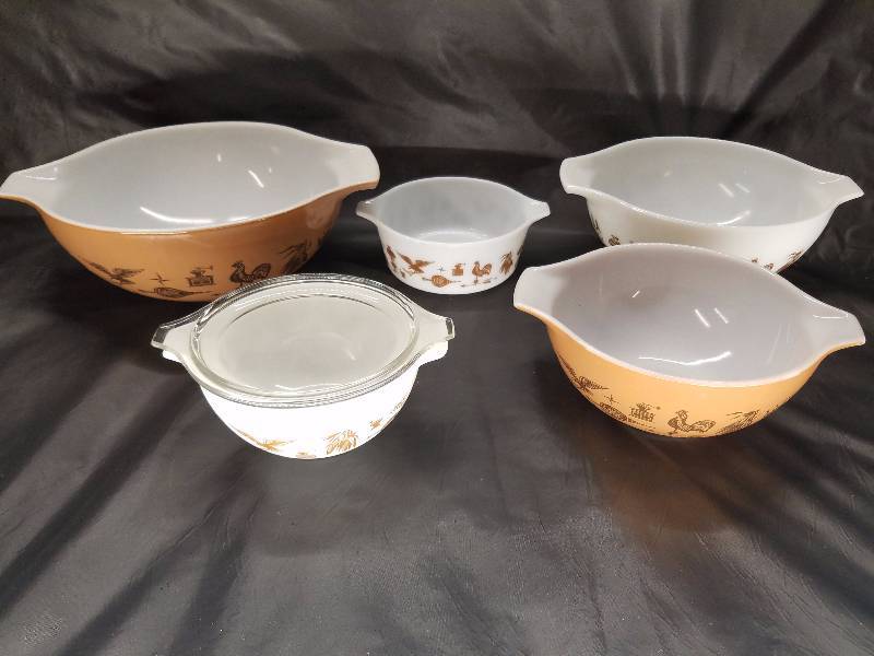 Pyrex Bakeware