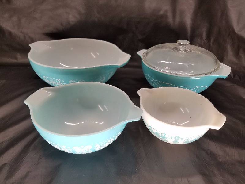 Pyrex Rare Nesting