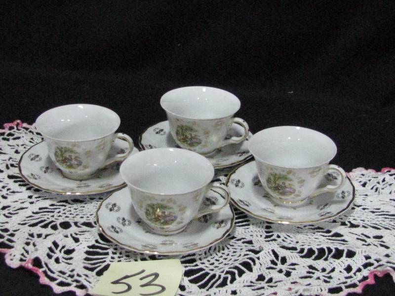 lot 53 image: China tea Cups