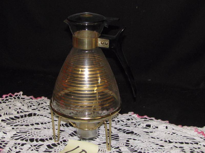 lot 60 image: Pyrex Coffee Server with Warmer Stand