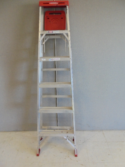 Step Ladder