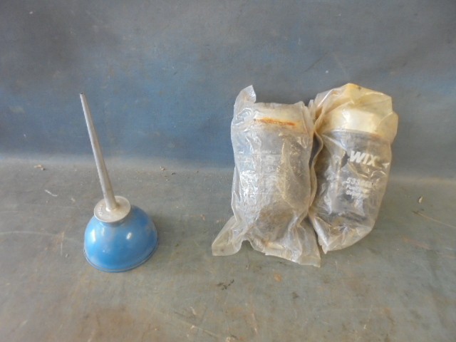 Oil can and FuelWater Separators