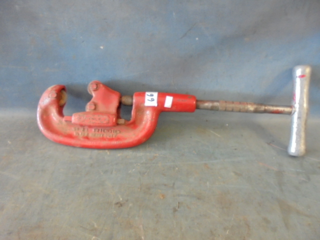 Pipe Cutter