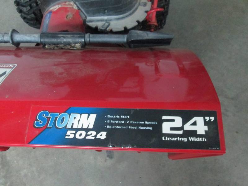 Troy Bilt 24" Storm 5024 Snowblower August Consignments 1 KBID
