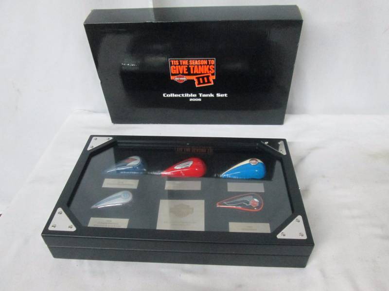 2006 Harley Davidson Collectible Tank Set  Ornaments