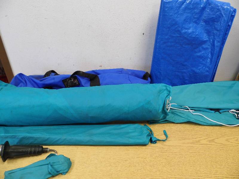 lot 7 image: Tent