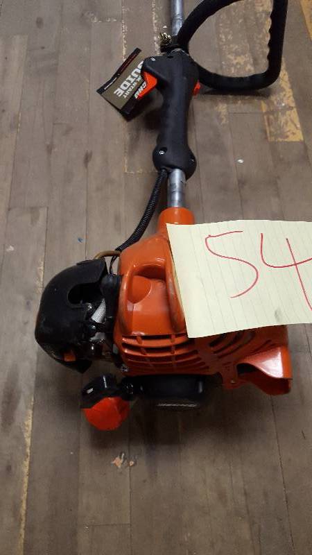 lot 54 image: Echo GT-225 Gas Trimmer Curved Shaft- used in good working condition