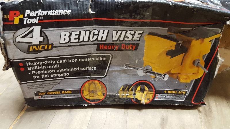 lot 56 image: Perfomance Tool 4 in Bench Tool