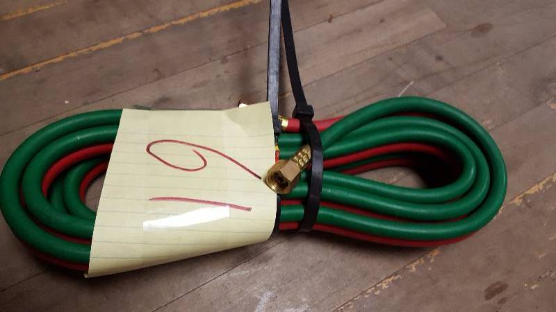 lot 61 image: Hox MaxOxygen welding hose