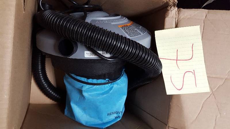 lot 75 image: Bucket Head WetDry Powerhead