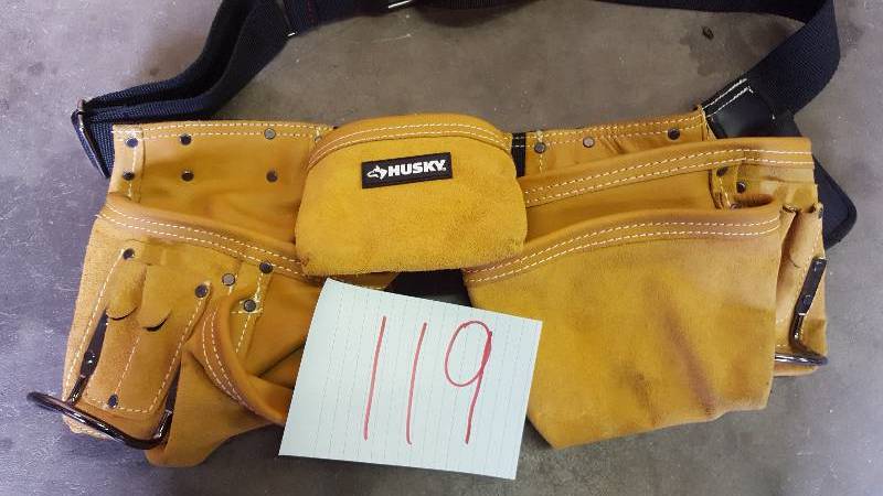 lot 119 image: Husky Leather Tool Belt