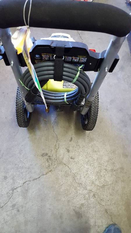 lot 140 image: Ryobi 2800 PSI Preassure Washer - in like new condition, missing gun and wand
