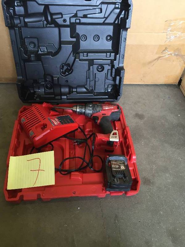 lot 7 image: Milwaukee M18 FUEL 18-Volt Lithium-Ion Brushless 12 in. Hammer DrillDriver Kit