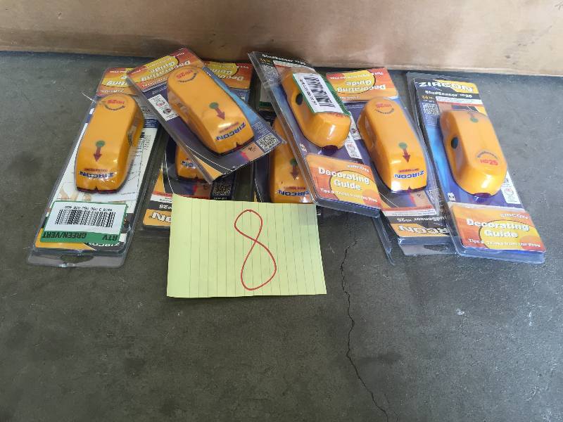 lot 8 image: Lot of stud Sensor and stud finder