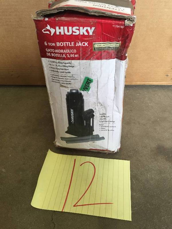 lot 12 image: Husky 6-Ton Bottle Jack