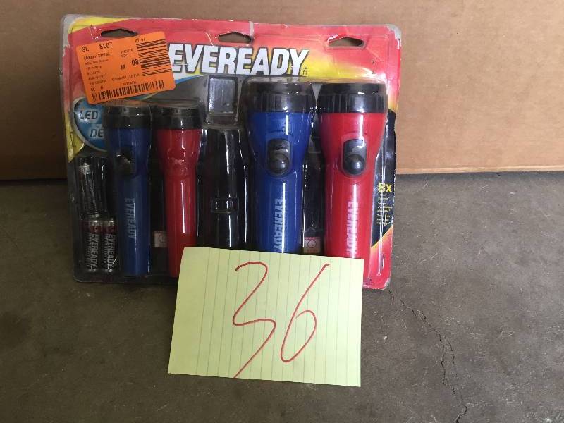 lot 36 image: Flash lights