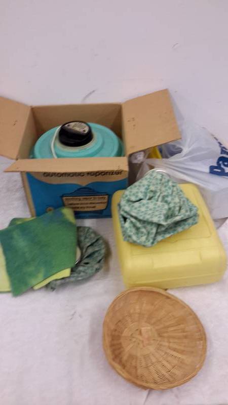 Vaporizer, plastic kitchenware, basket