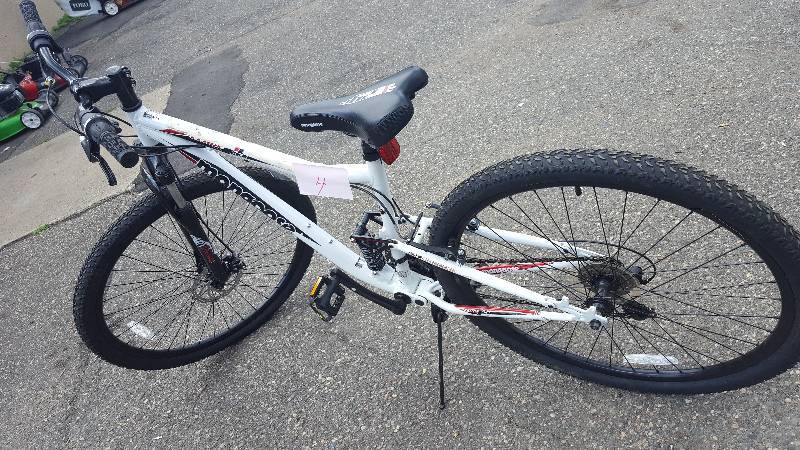 mongoose torment mountain bike