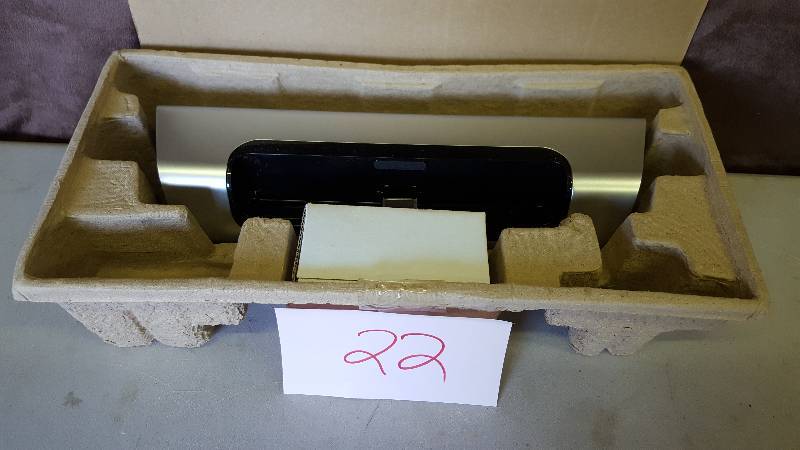 iHome iD9 30-Pin Dock & Speaker