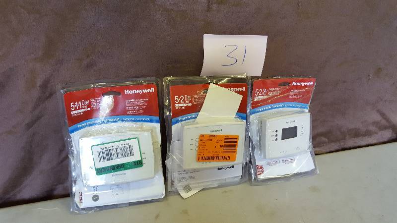 LOT OF 3 Honeywell 5-2-Day Electronic Programmable Thermostat