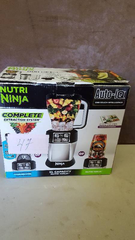 Nutri Ninja Auto IQ Complete Extraction System in like new condition