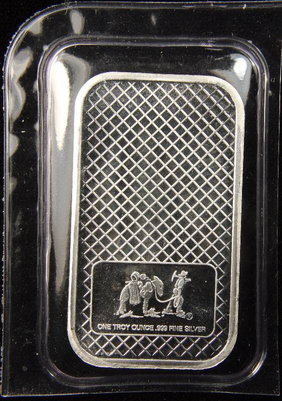 1 TROY OZ. .999 FINE SILVER BAR EAGLE DESIGN SEALED