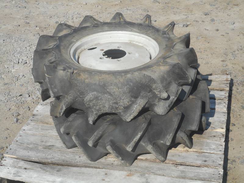 lot 5 image: (2) 816 Four Ply Tractor Tires On ...