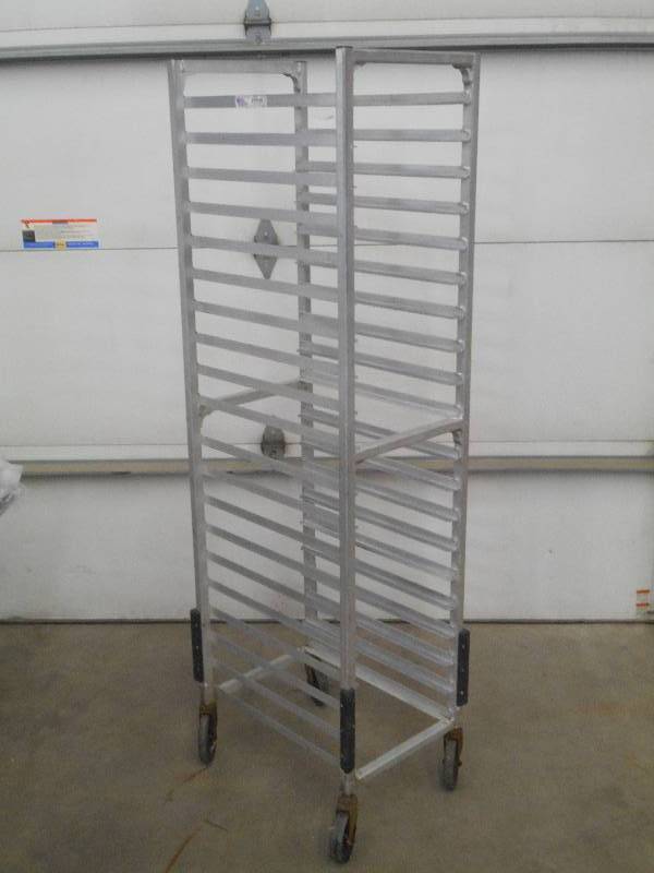 lot 37 image: Commercial Aluminum Rolling Half Ra...