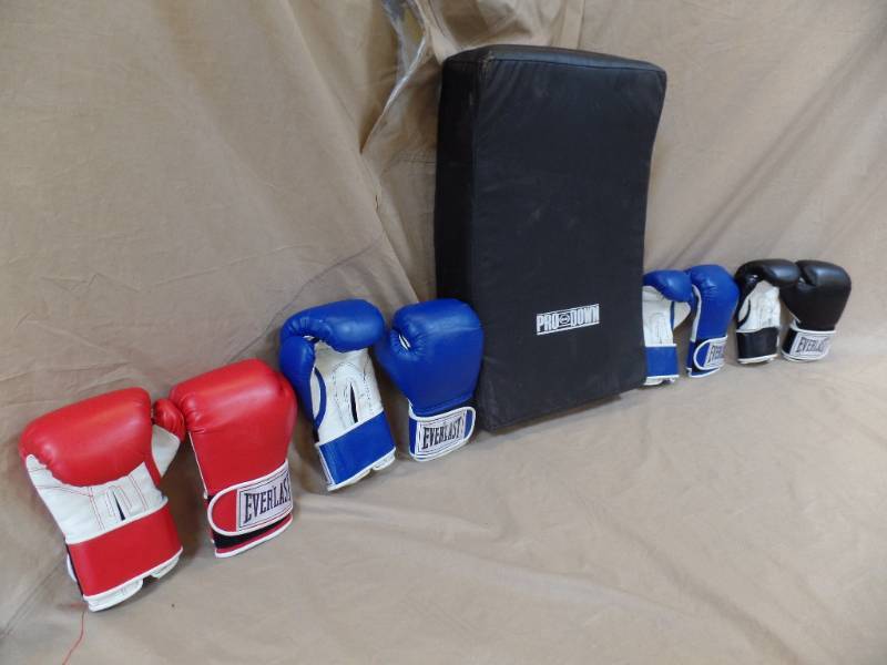 Boxing GlovesAccessories
