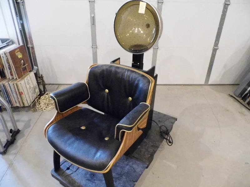 Salon Chair w Dryer