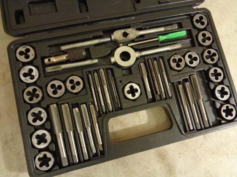 lot 49 image: Tap and Die Set